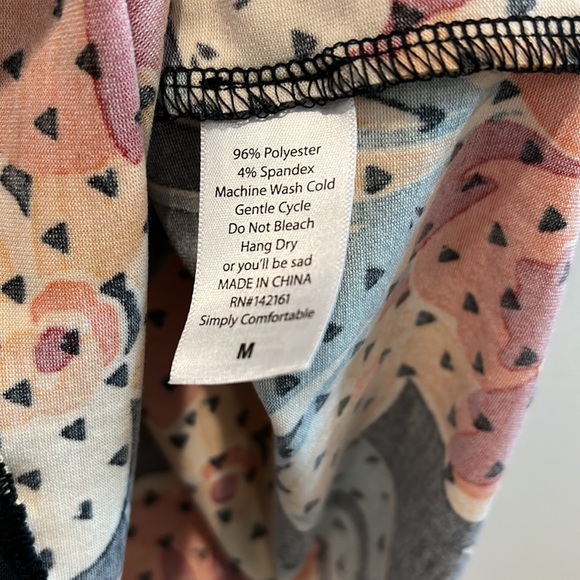 Lularoe Randy baseball tee shirt floral geometric nwt - Picture 5 of 6